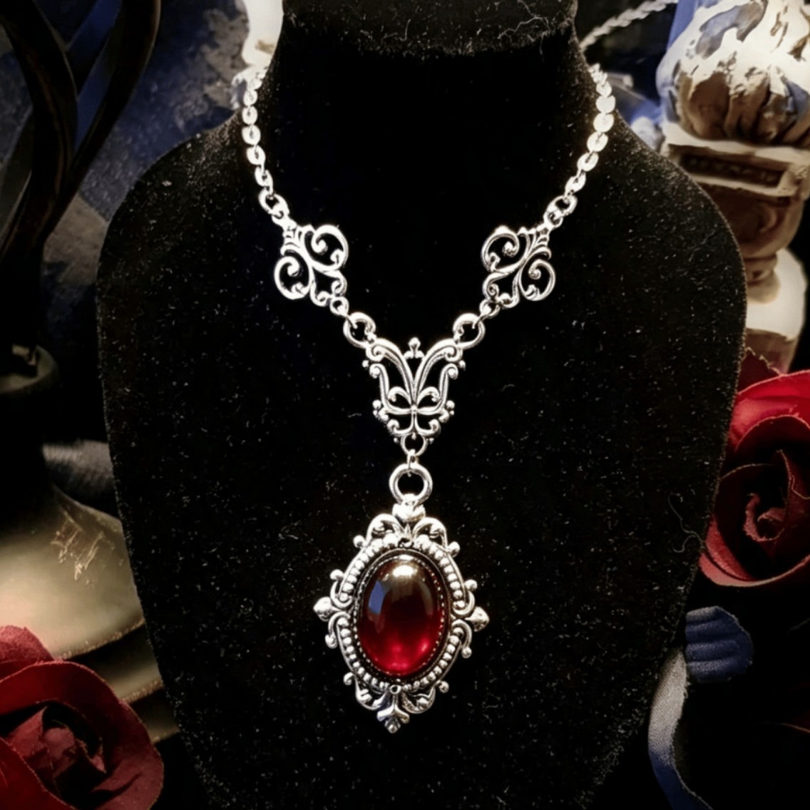Ожерелье-камея с изображением  – обзор и цена Women'S Victorian Accessories