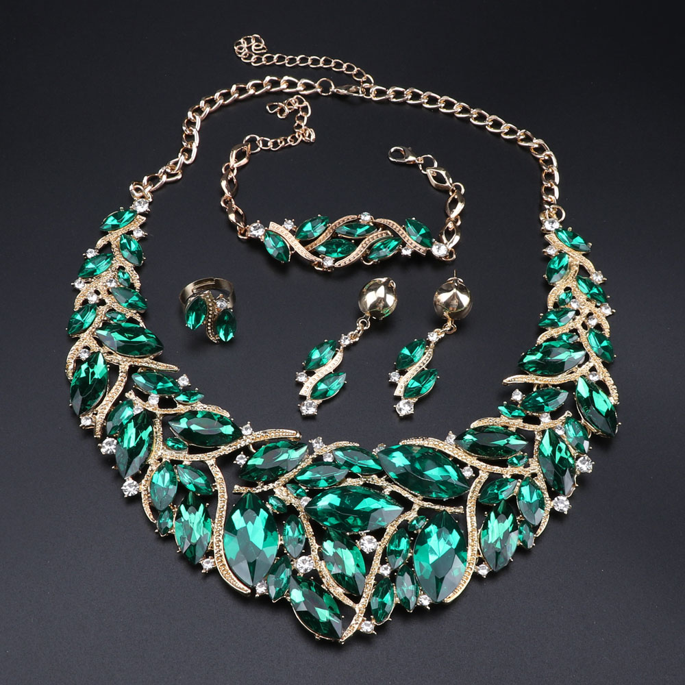 Роскошный комплект ювелирных у – обзор и цена Women Accessories India