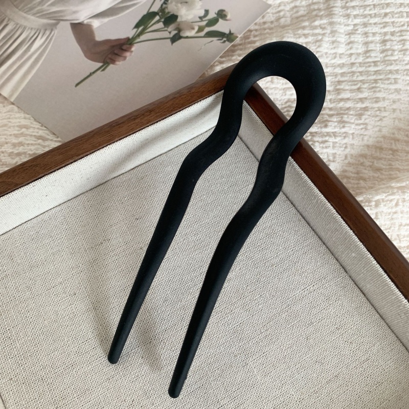 1/4 шт. Простая матовая U-обра – обзор и цена Women'S Accessories H&M